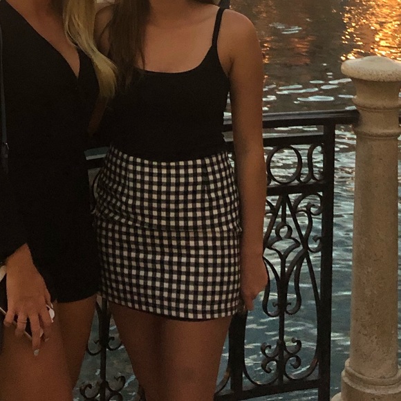 Forever 21 Dresses & Skirts - Pleaded Skirt